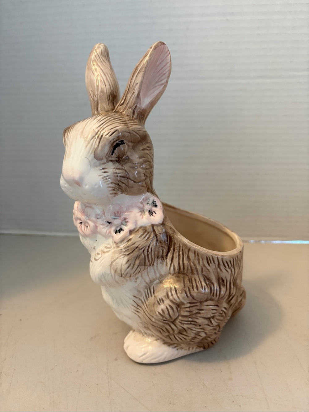 Vintage Ceramic Bunny Planter New Holland Floral 1996